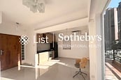 Phoenix Apartments 鳳鳴大廈 | Living and Dining Room