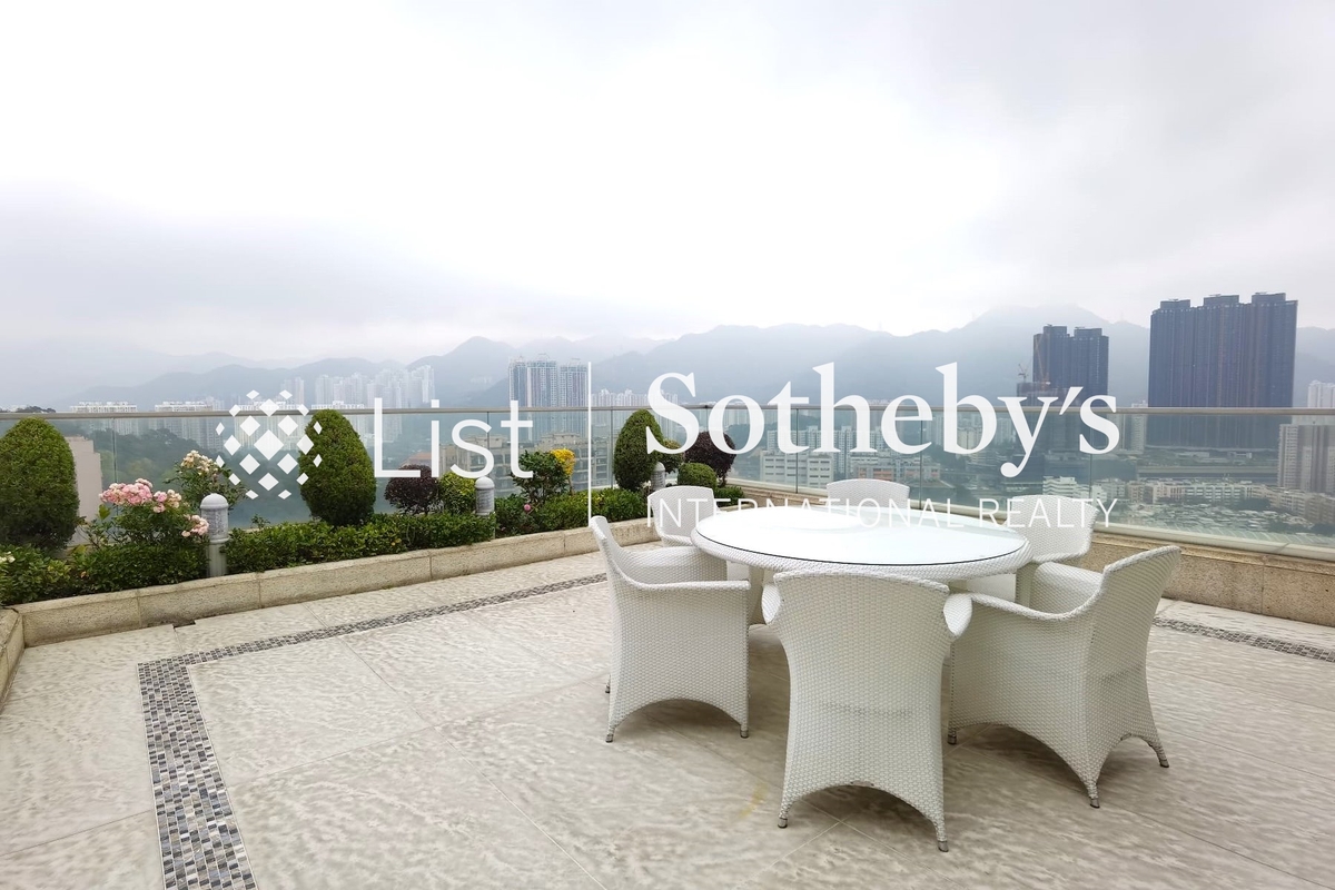 Peak One 壹號雲頂 | Private Terrace off Living Room