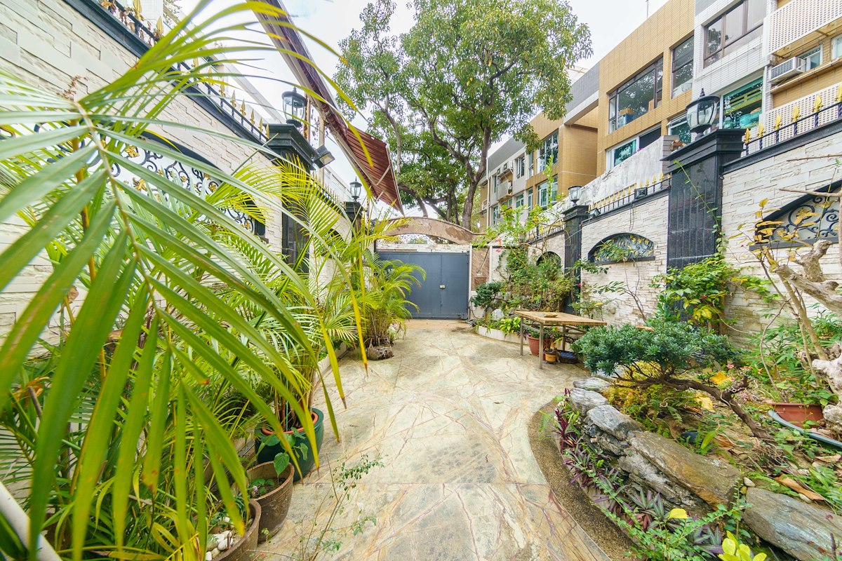 Conwell Villa 康豪苑 | Garden View