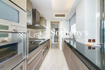 The Latitude 譽．港灣 | 