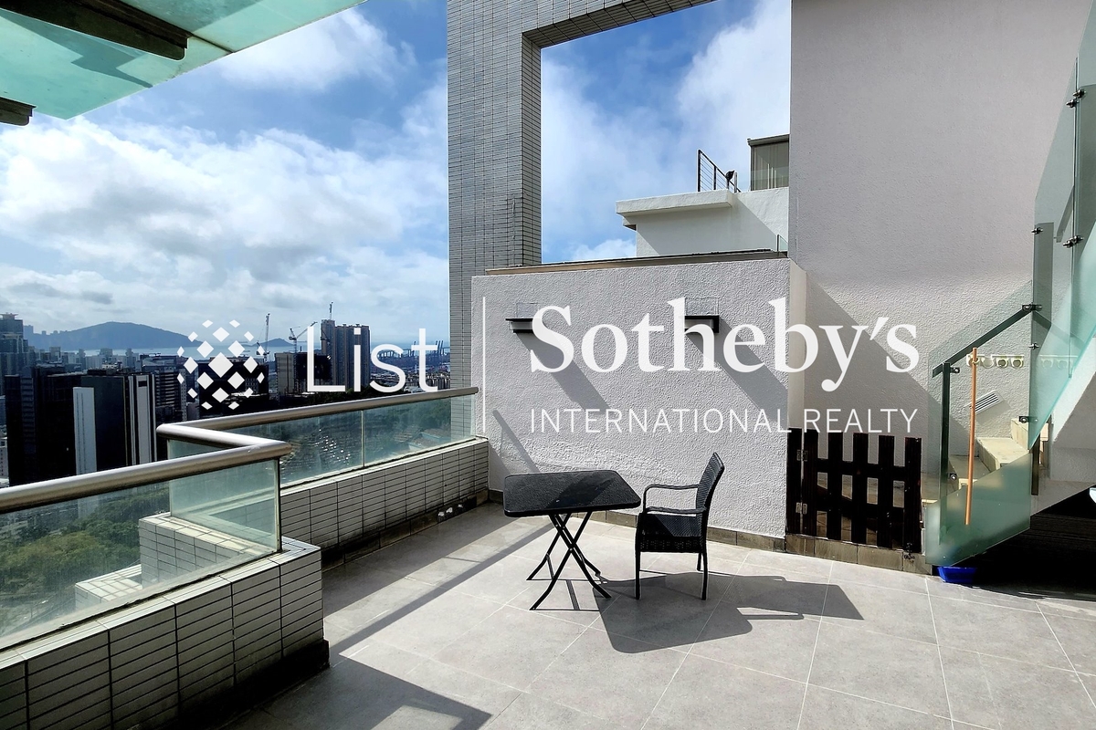 Caldecott Hill 郝德杰山 | Private Terrace off Living Room