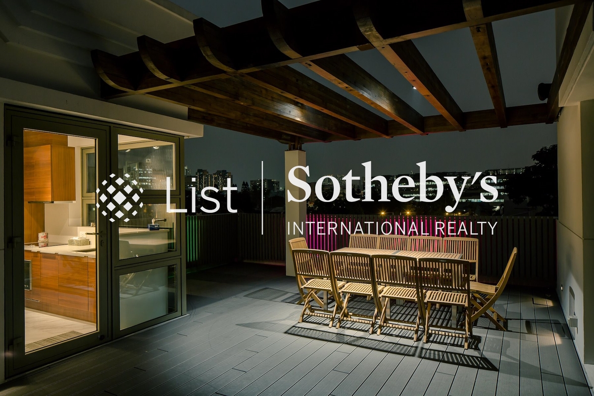 Kent Road 根德道 | Private Roof Terrace