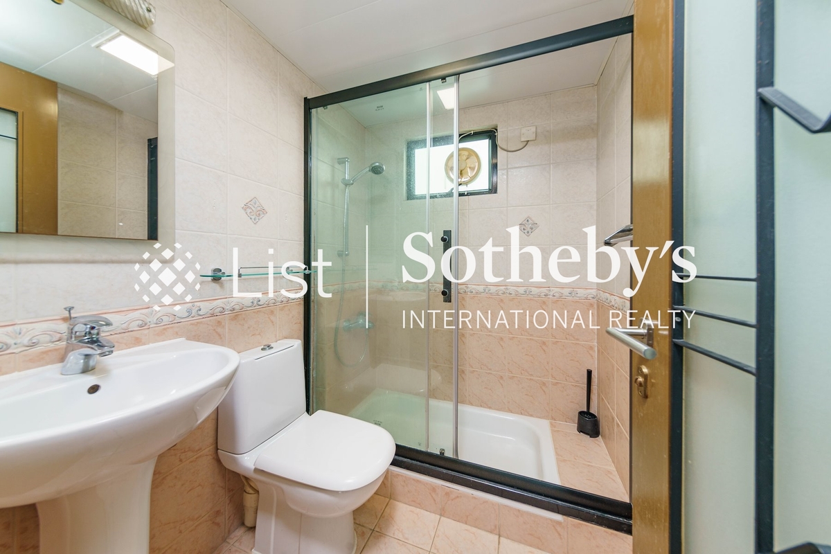 Conwell Villa 康豪苑 | Master Bathroom