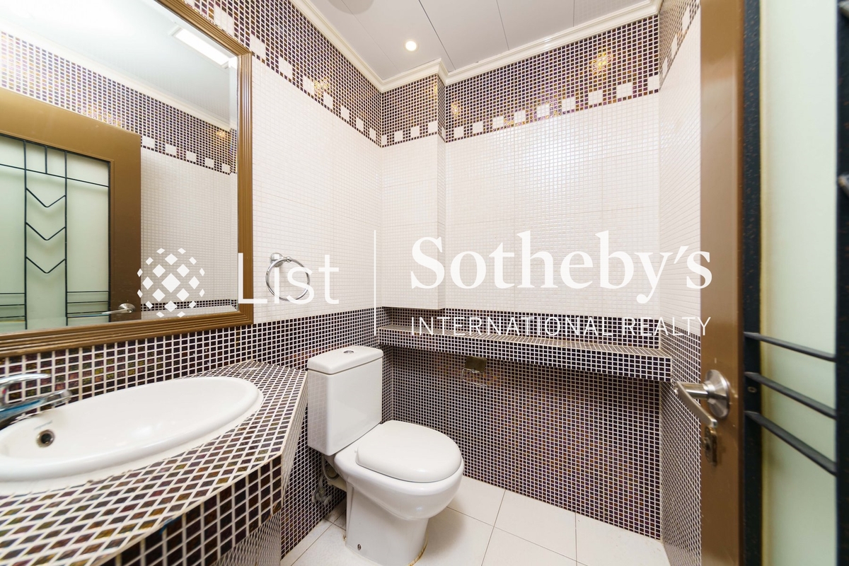 Conwell Villa 康豪苑 | Guest Bathroom