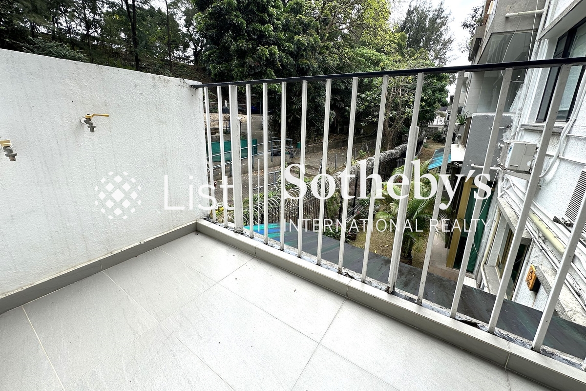 Laford Court 蘭馥園 | Balcony off Master Bedroom