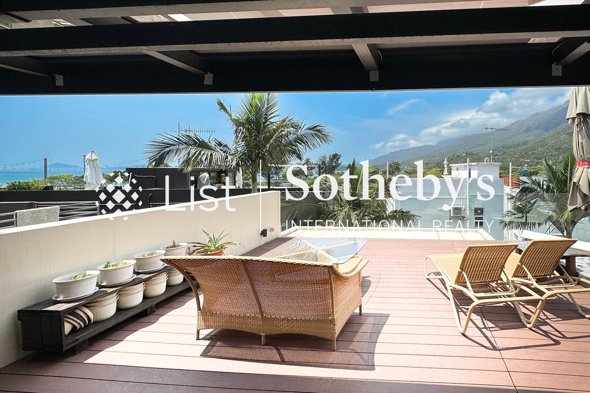 Ham Tin Kau Tsuen 鹹田舊村 | Private Roof Terrace