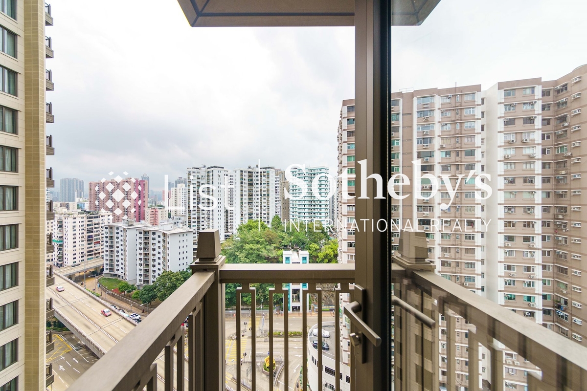 St. George's Mansions St. George's Mansions | Balcony off Master Bedroom