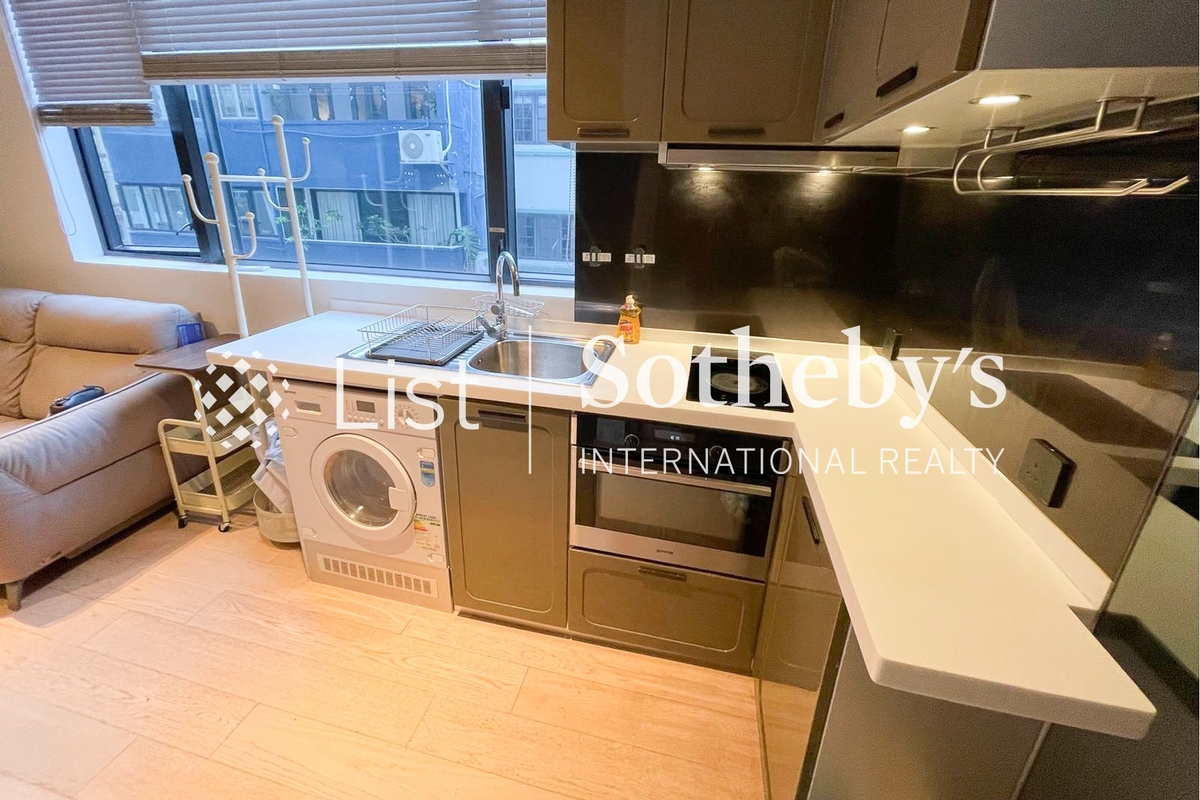 Hollywood Hill Hollywood Hill | Kitchen