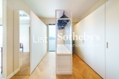 Deauville 星岸 | Walk-in Closet in Master Bedroom 