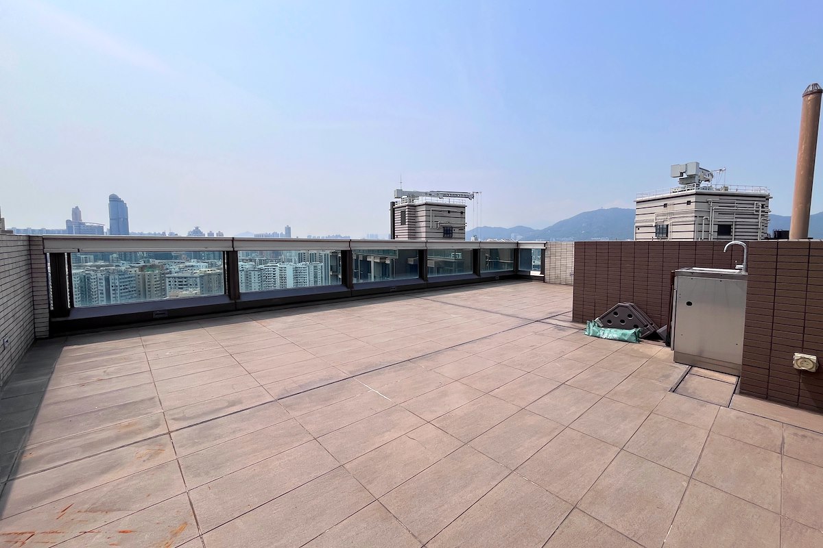 Boland Court 宝能阁 | Private Roof Terrace