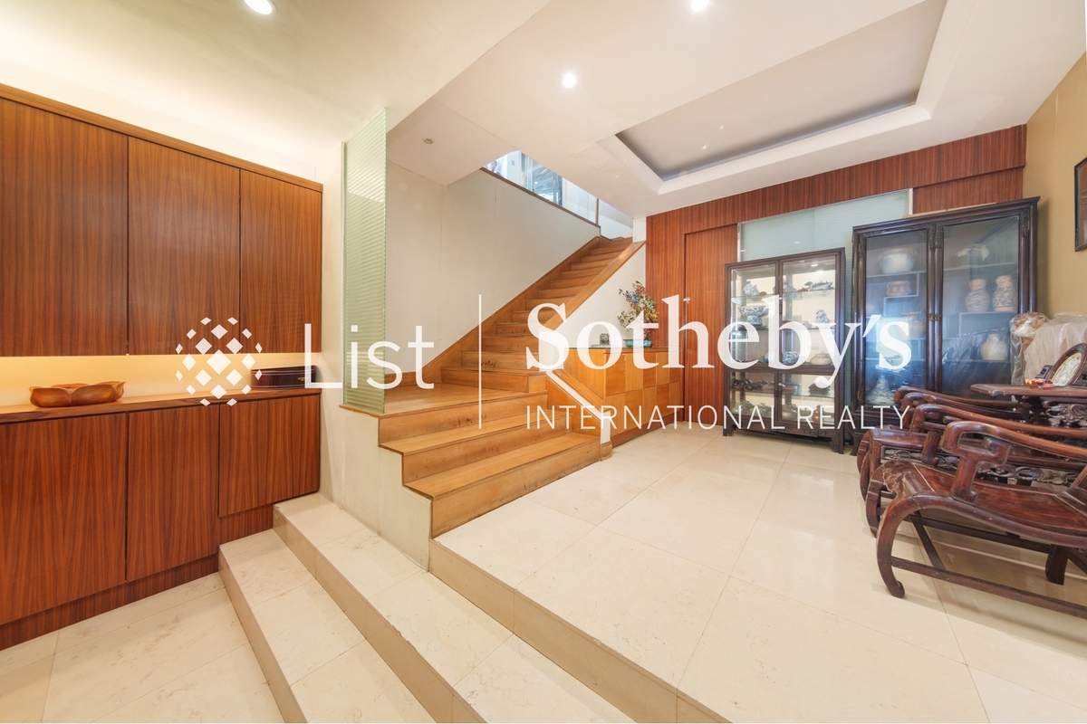 Black's Link 布力徑 | House Lobby