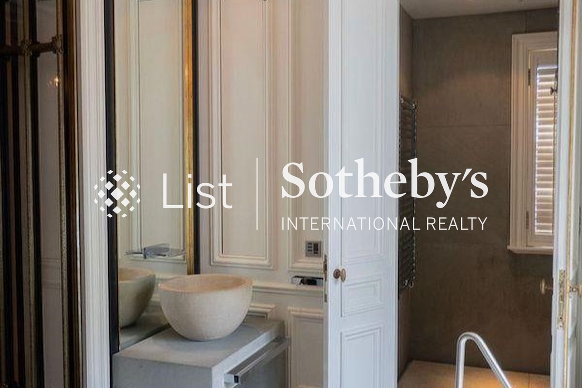 Black's Link 布力徑 | Second En-Suite Bathroom