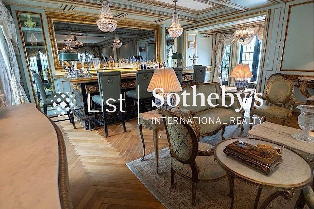 Black's Link 布力徑 | Living Room