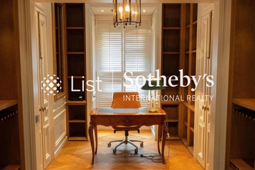 Black's Link 布力徑 | 