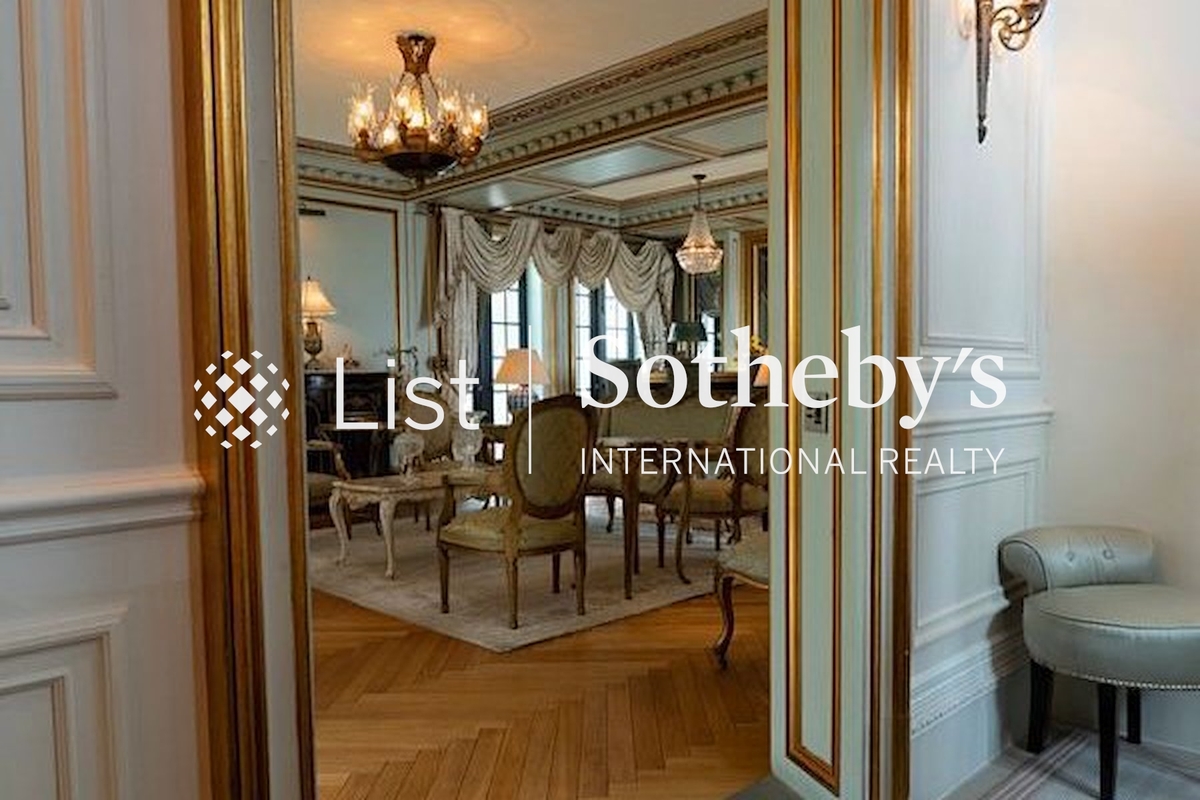 Black's Link 布力徑 | Living Room