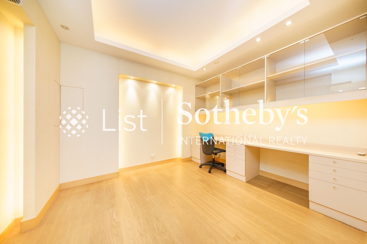 Tycoon Place 聚豪天下 | Fourth Bedroom