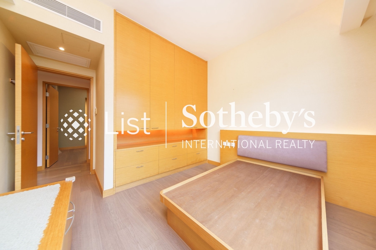 Tycoon Place 聚豪天下 | Second En-suite Bedroom