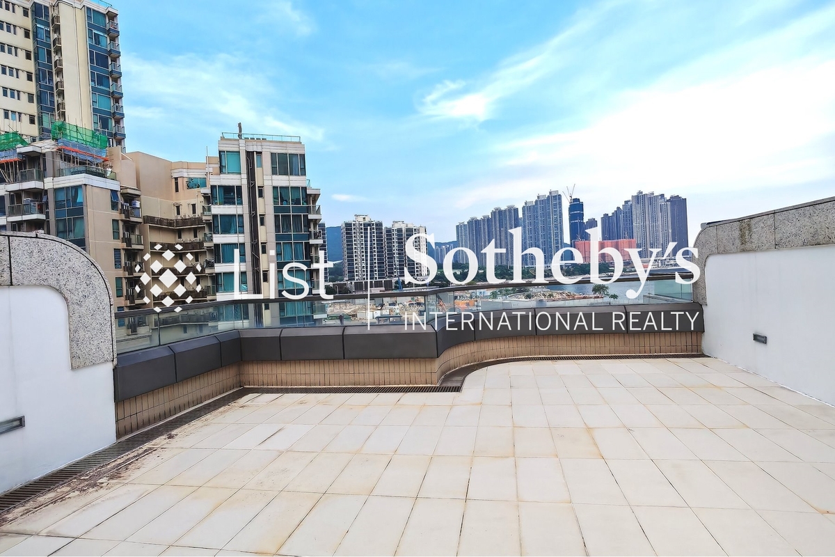 Alto Residence 藍塘傲 | Private Roof Terrace