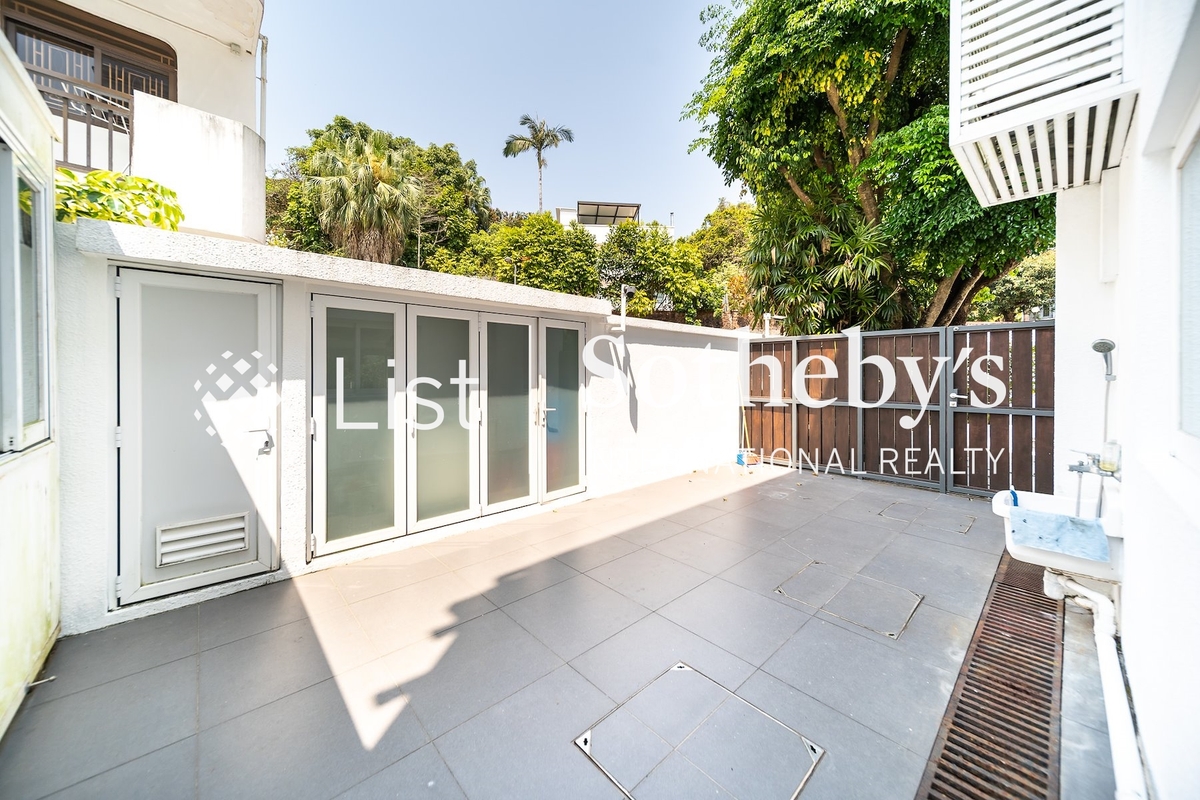 Nam Shan 南山 | Private Terrace off Open Kitchen