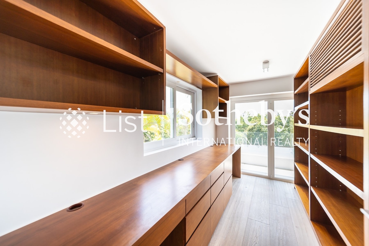 Nam Shan 南山 | Study Room