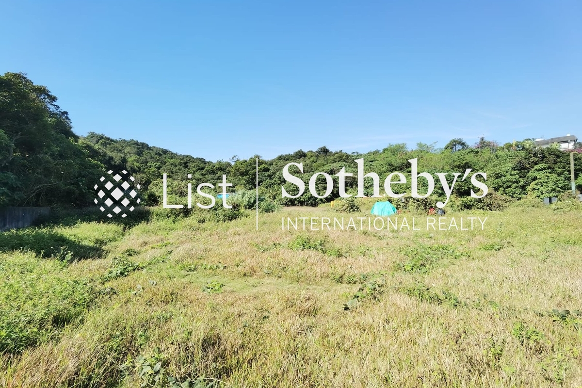 Hang Hau Wing Lung Road 坑口永隆路 | Helicopter Landing Pad