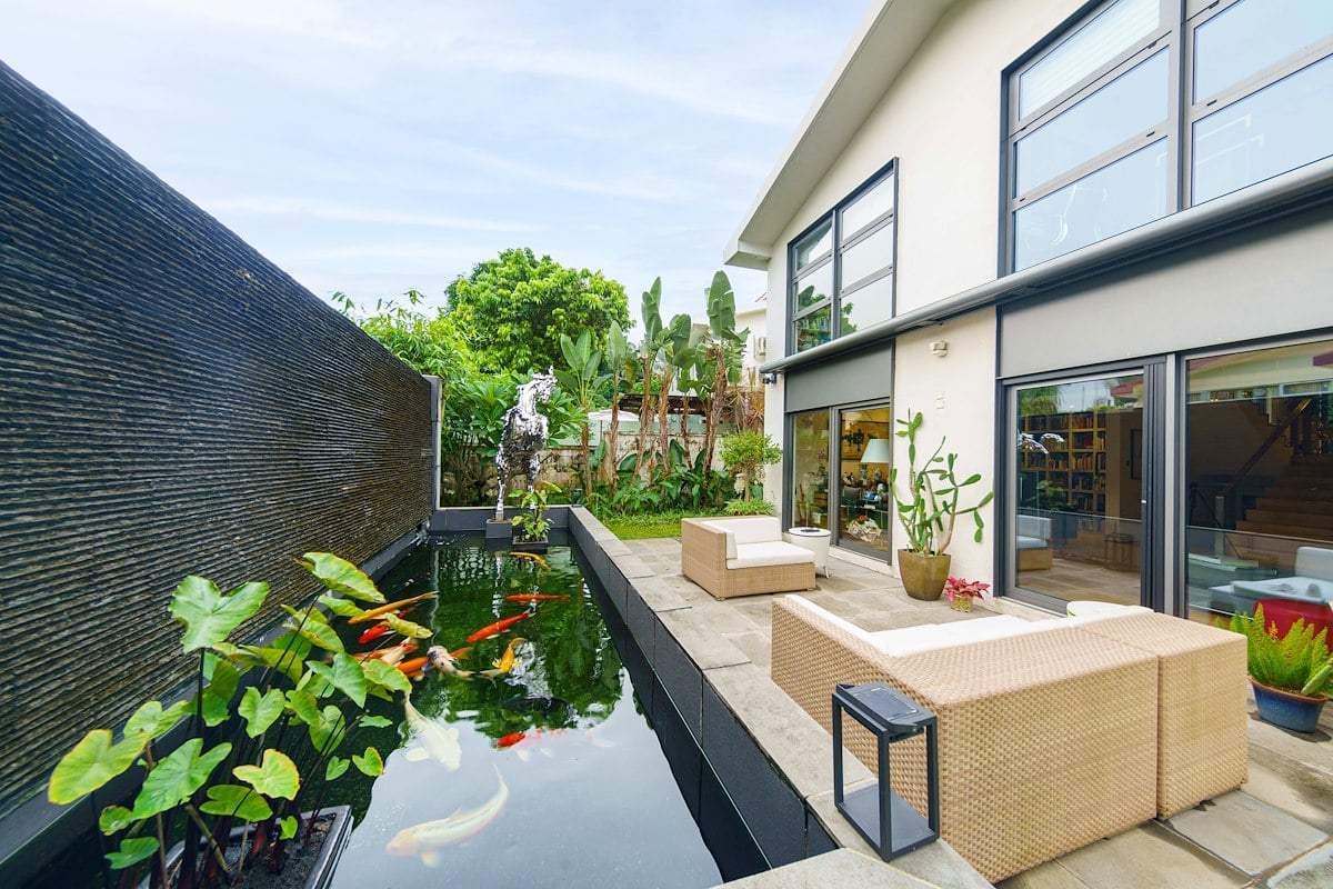 Hong Lok Yuen 康乐园 | Private Garden off Living Room