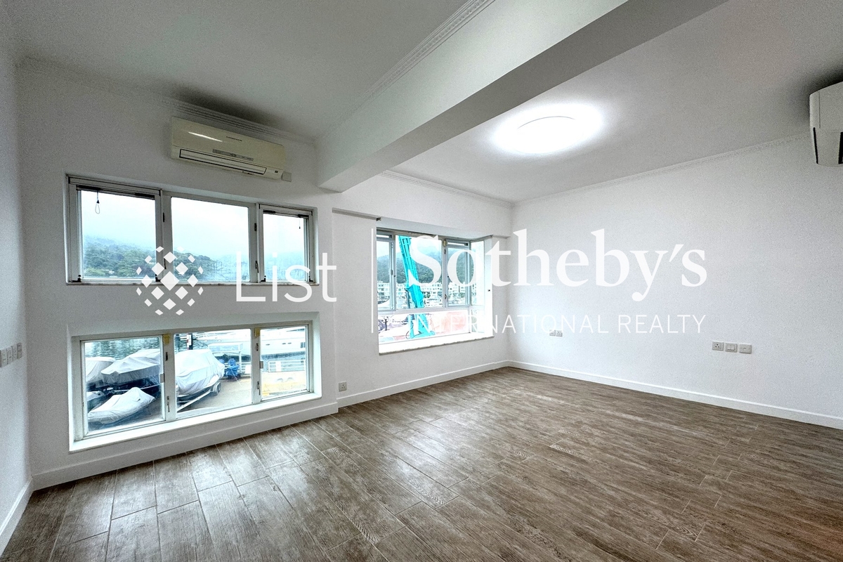 Marina Cove 匡湖居 | Master Bedroom