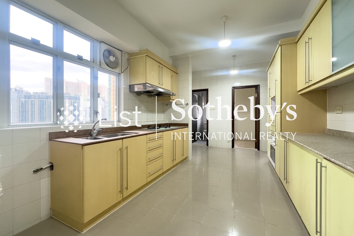 Fairland Gardens 俊慧園 | Kitchen