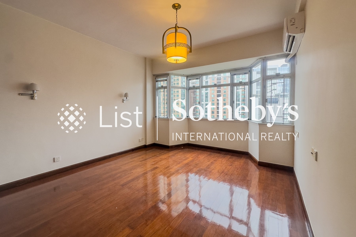 Fairland Gardens 俊慧園 | Second Bedroom