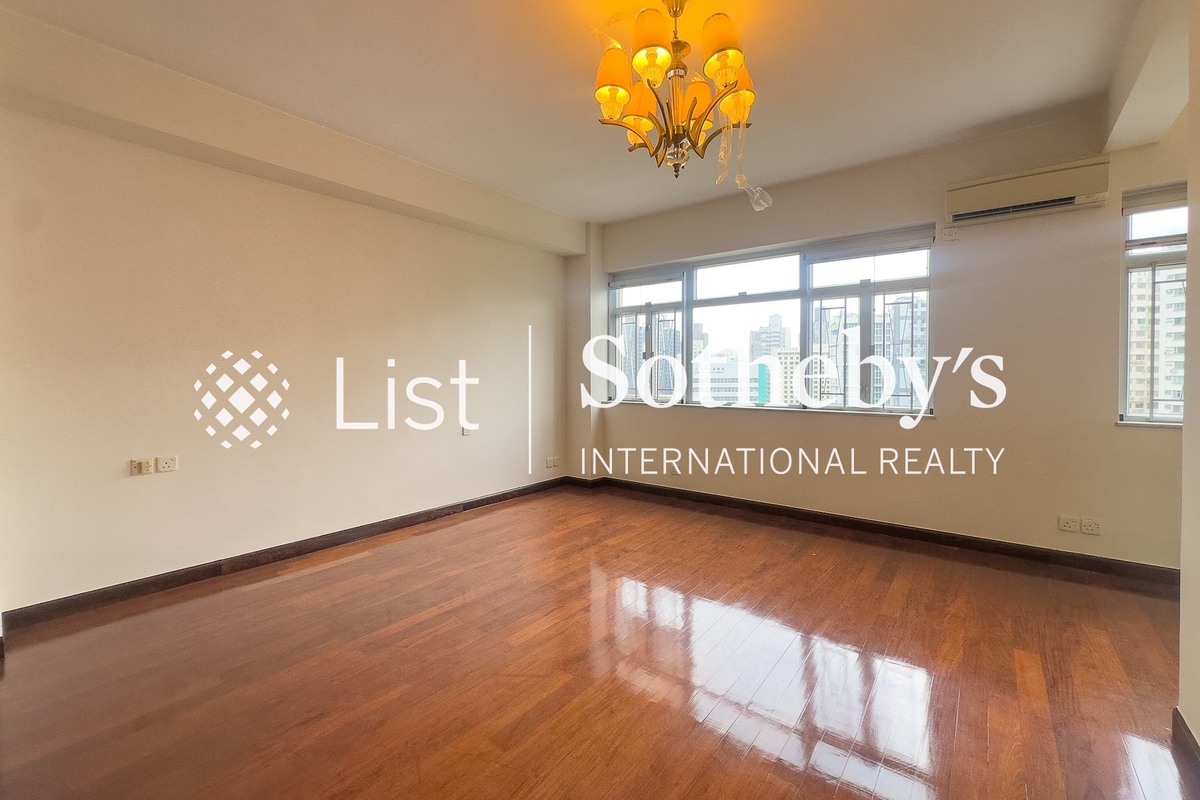 Fairland Gardens 俊慧園 | Master Bedroom