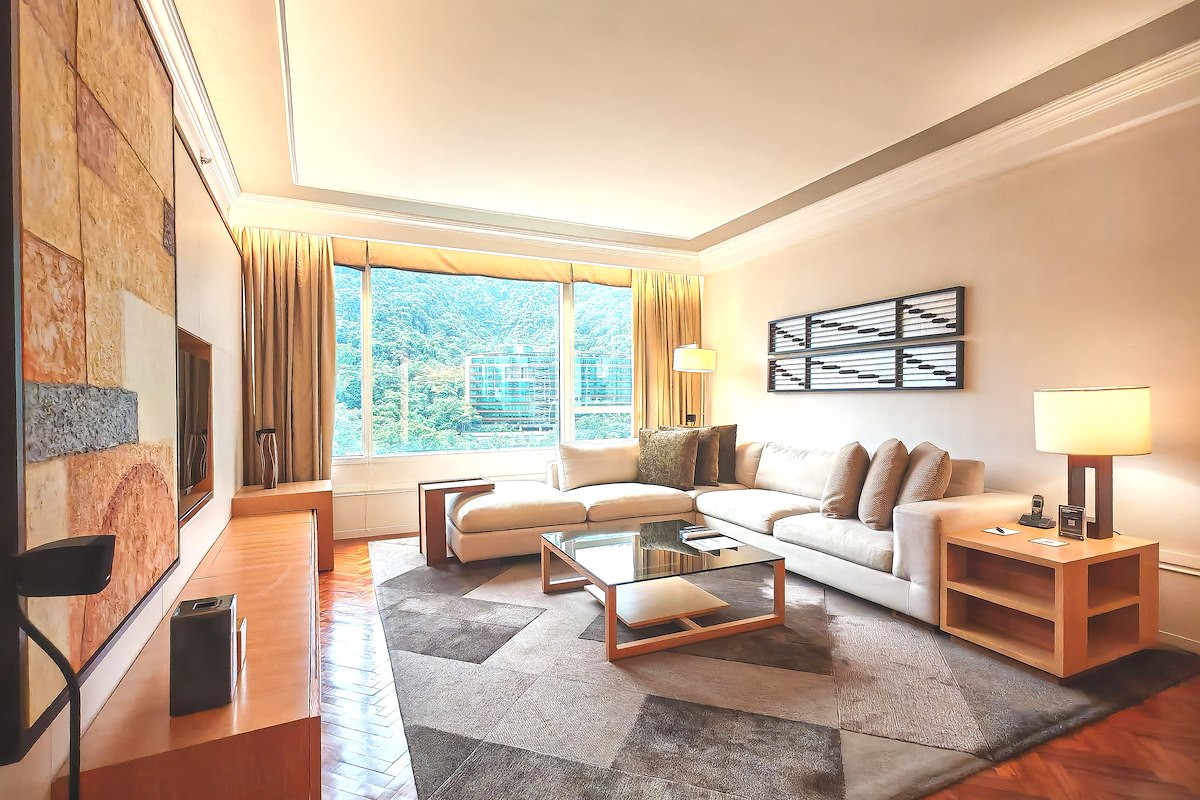 Pacific Place Apartment 太古廣場服務式公寓 | Living and Dining Room