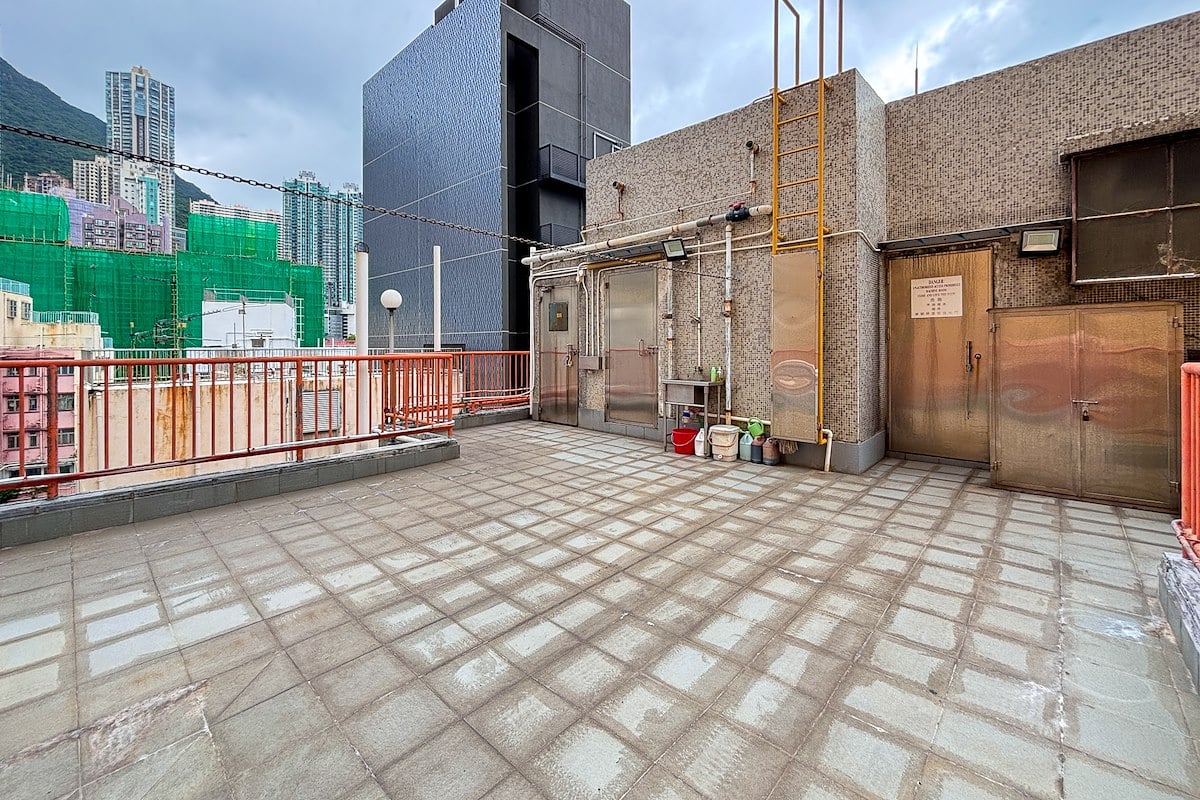 Shun Loong Building 順隆大廈 | Private Roof Terrace