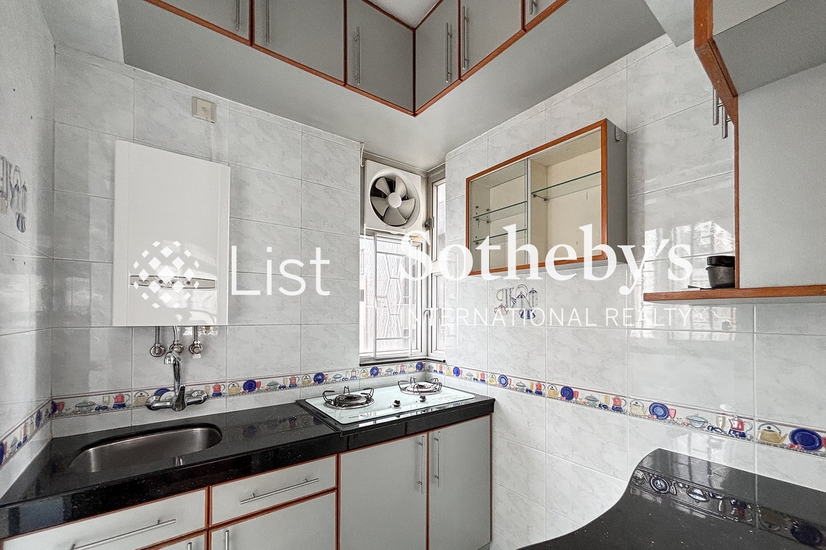 Shun Loong Building 順隆大廈 | Kitchen