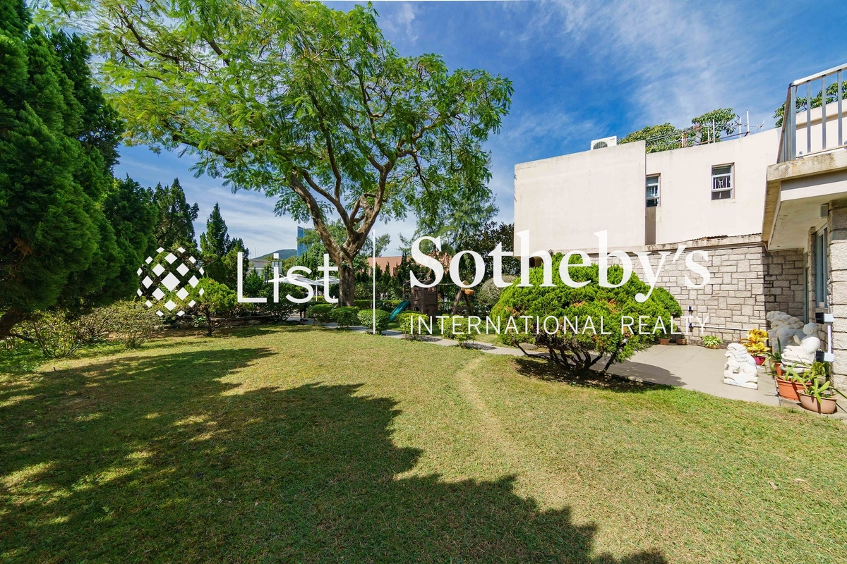 Perkins Road 白建時道 | Big garden