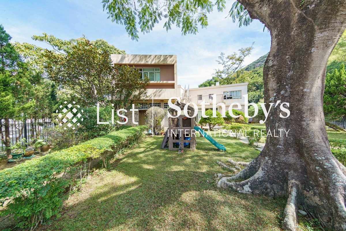 Perkins Road 白建時道 | big garden