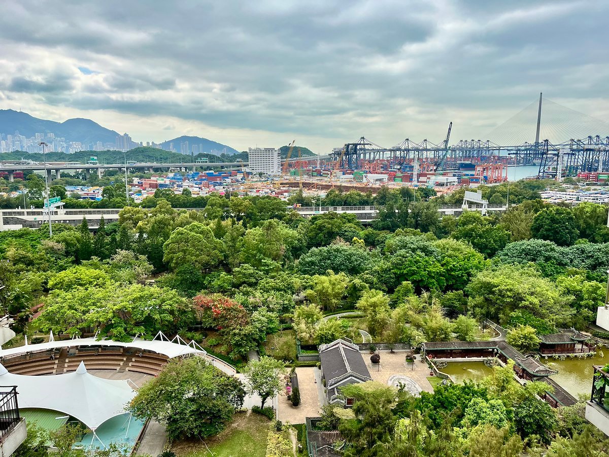 Mei Foo Sun Chuen Phase 3 美孚新邨 3期 | View from Living Room