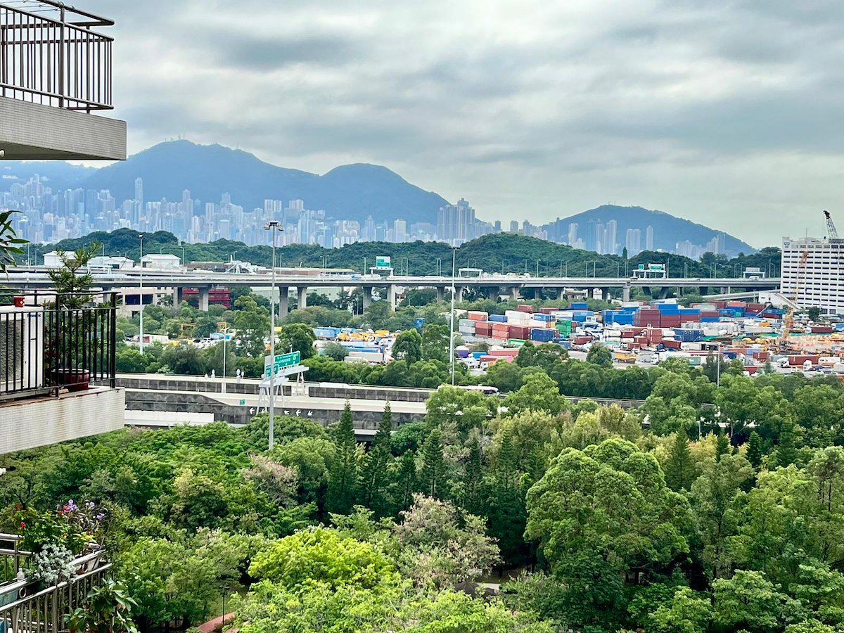 Mei Foo Sun Chuen Phase 3 美孚新邨 3期 | View from Balcony