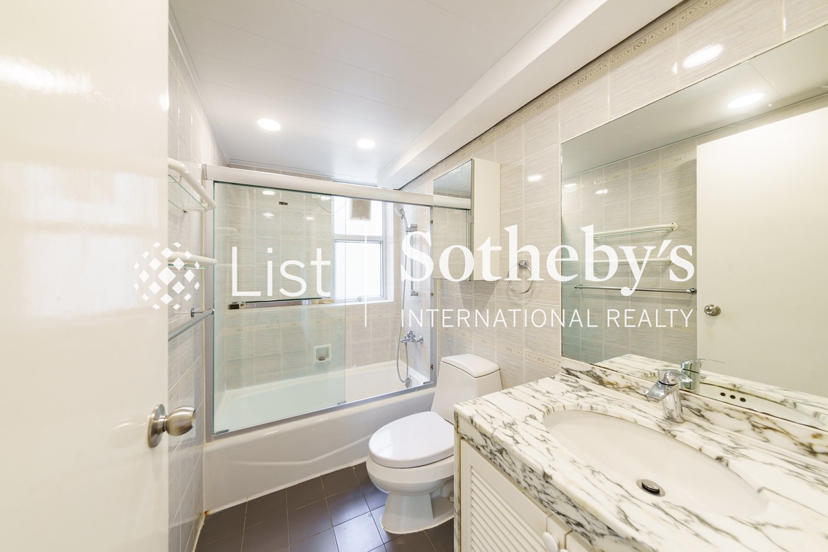 Redhill Peninsula 紅山半島 | Second Ensuite Bathroom