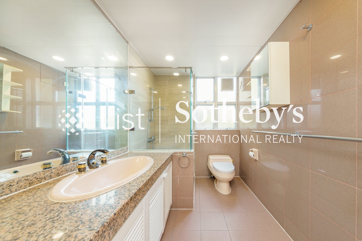 Redhill Peninsula 紅山半島 | Master Bathroom