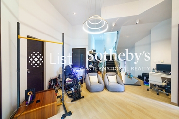 Shining Heights 亮贤居 | 