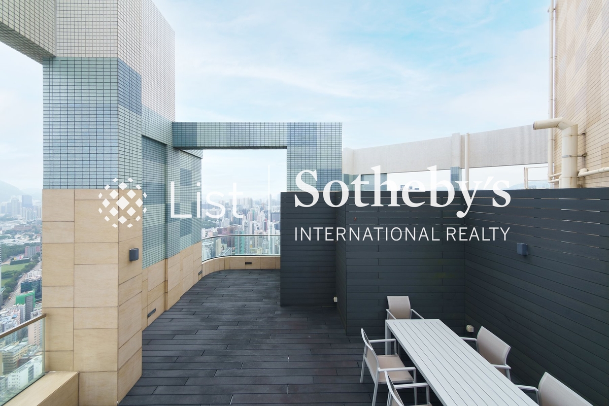 Shining Heights 亮賢居 | Private Roof Terrace