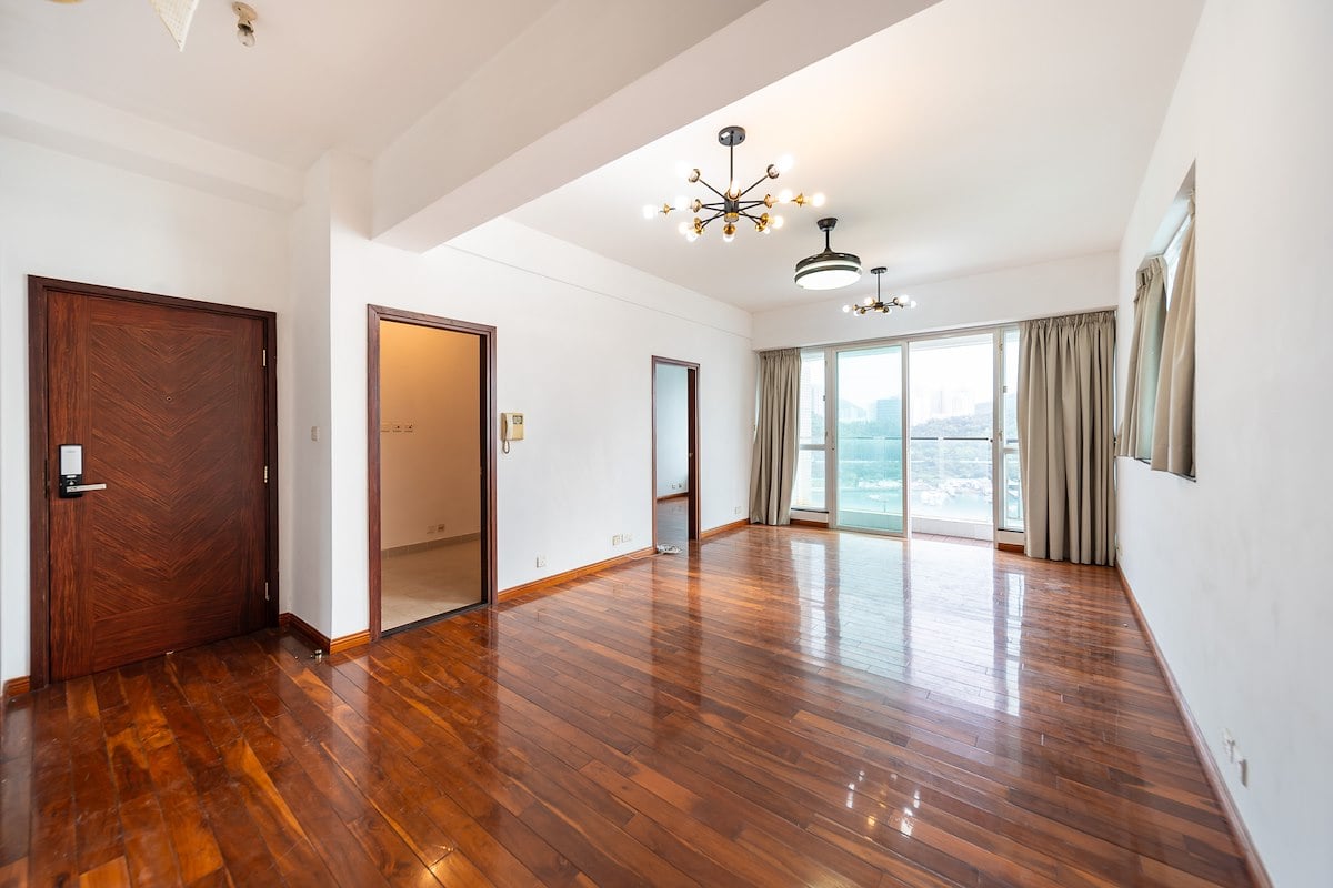 One Kowloon Peak 壹號九龍山頂 | Living and Dining Room