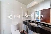 One Kowloon Peak 壹號九龍山頂 | Master Bathroom