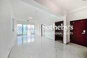 One Kowloon Peak 壹号九龙山顶 | Living and Dining Room
