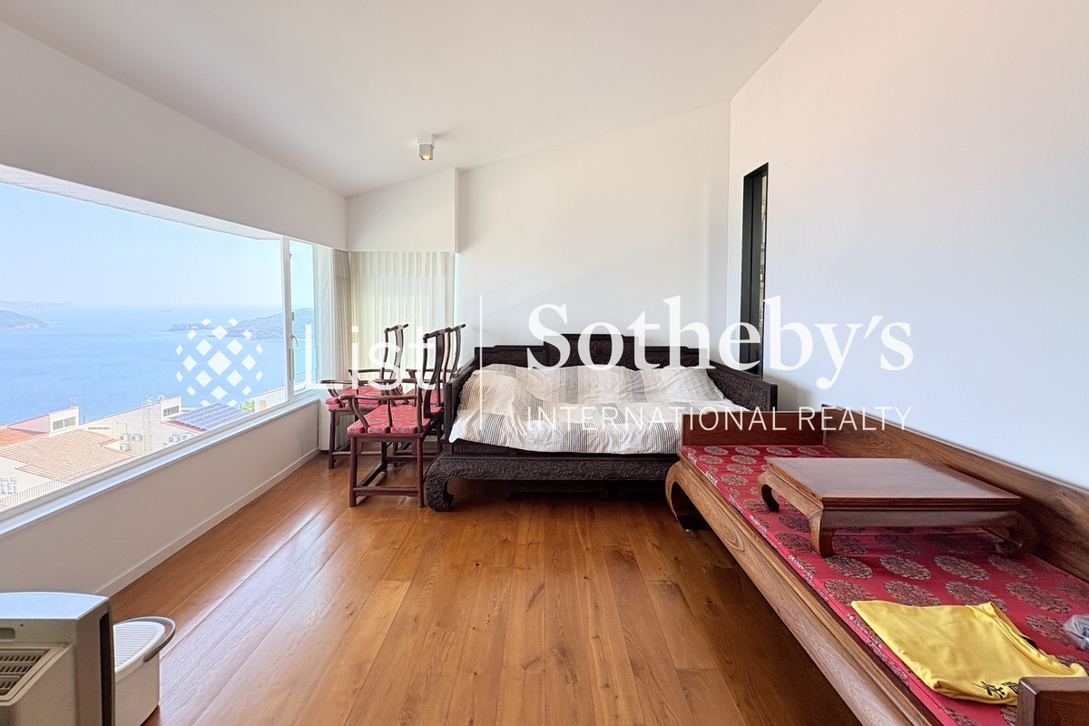 Rainbow Villa 彩濤別墅 | Master Bedroom