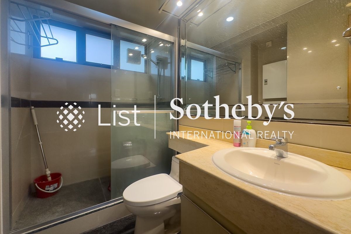 Canbury Court 金百利大廈 | Master Bathroom