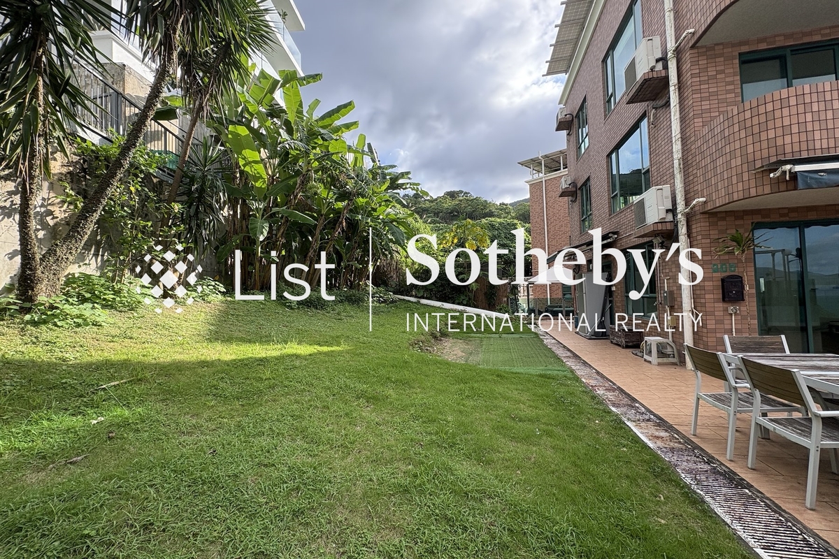 Sheung Sze Wan Detached House 相思灣獨立屋 | Private Garden off Living Room