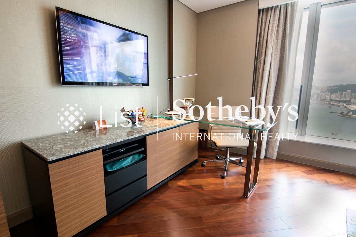 Four Seasons Place 四季匯 | Bedroom