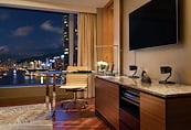 Four Seasons Place 四季匯 | Bedroom