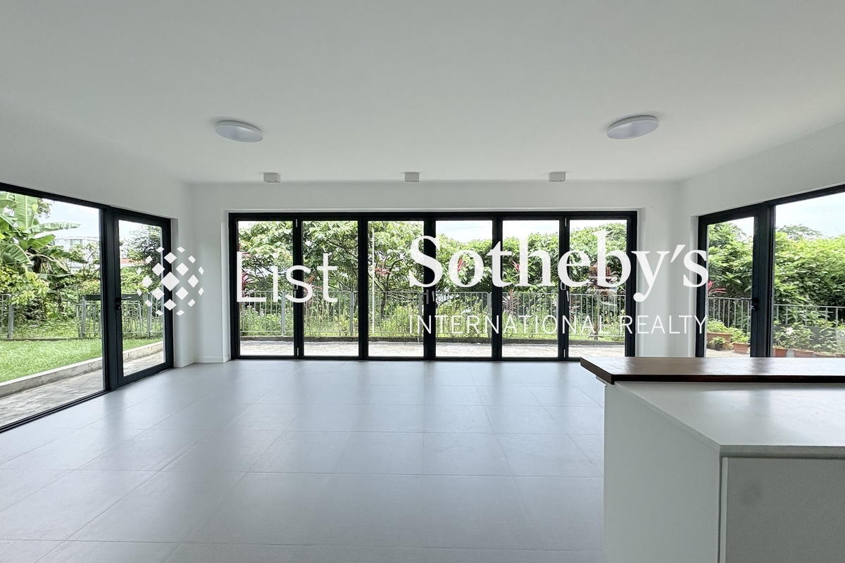 Pan Long Wan 檳榔灣 | Living and Dining Room